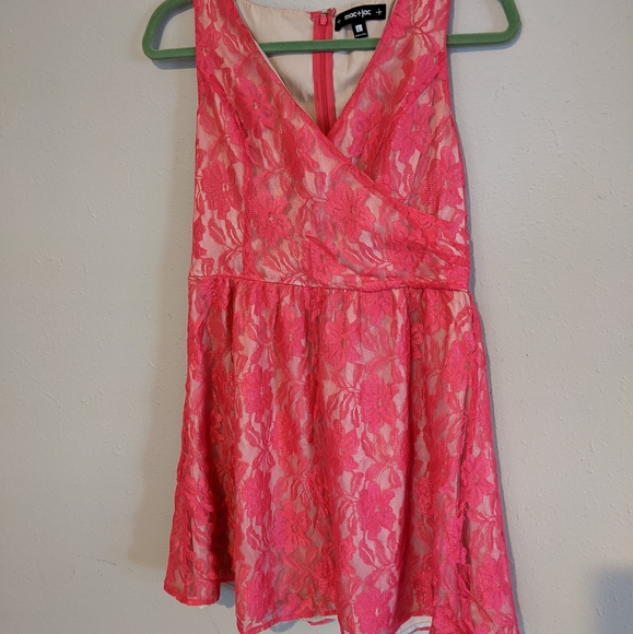 Mac & Jac Pink Lace Mini Dress - Picture 4 of 10